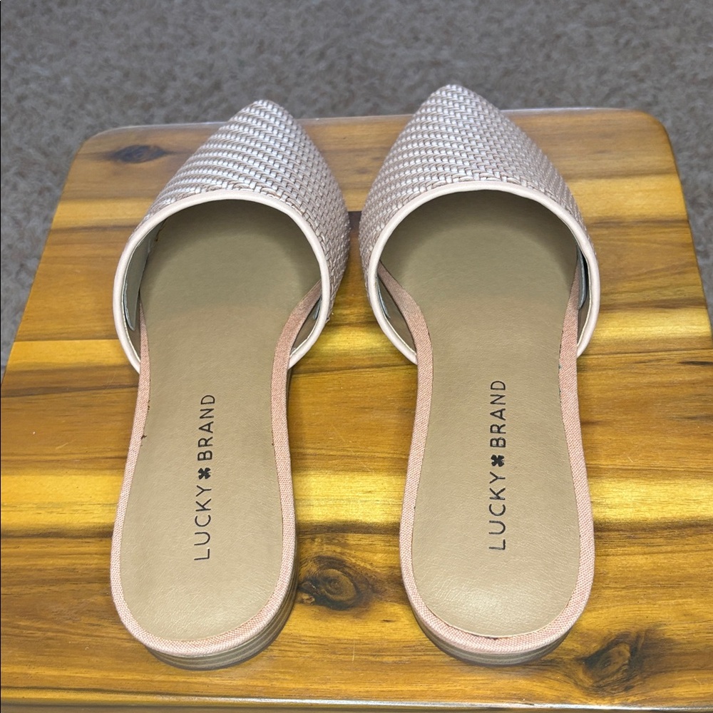 🍀Lucky Brand Woven Mules🍀 - Picture 3 of 6